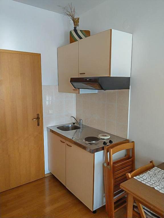 Apartman Melis Подгора Екстериор снимка